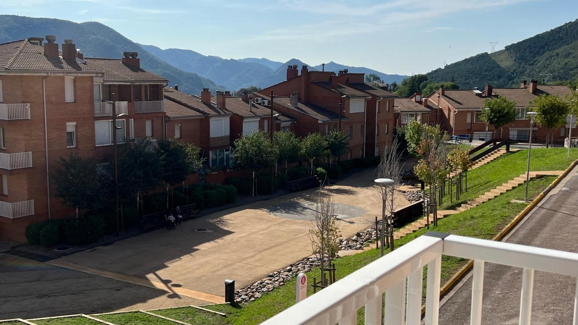 Apartament Reformat Al Bergueda 6P Sant Jordi de Cercs Eksteriør bilde